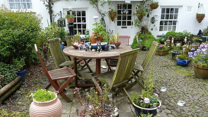 10 Inspiring Outdoor Decor Ideas for a Cozy and Memorable New Year