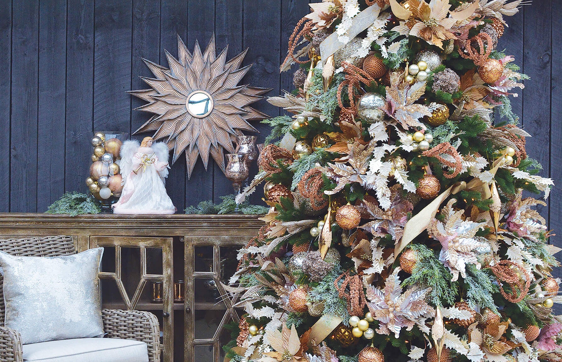 Decorate A Christmas Tree On A Budget